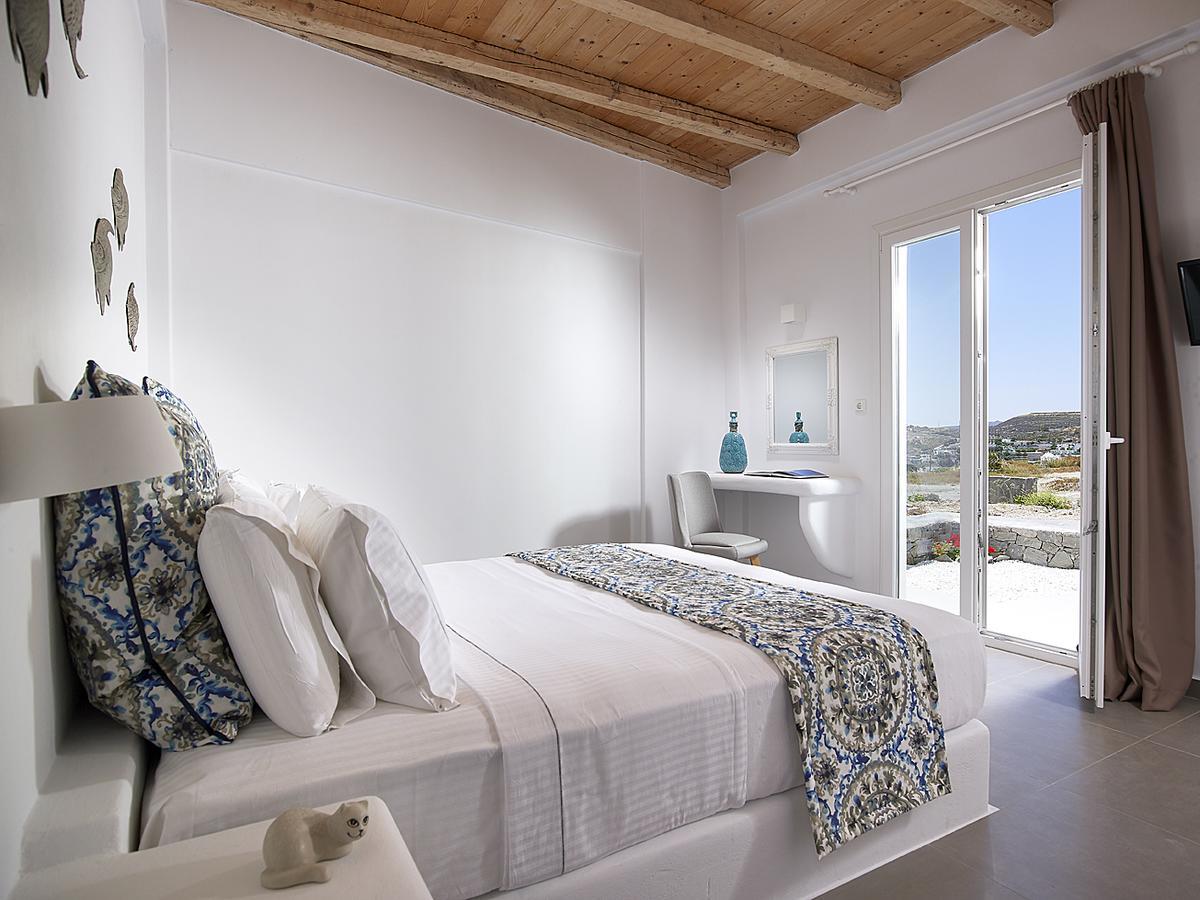 Lithos Luxury Rooms (Adults Only) Adamantas  Ngoại thất bức ảnh