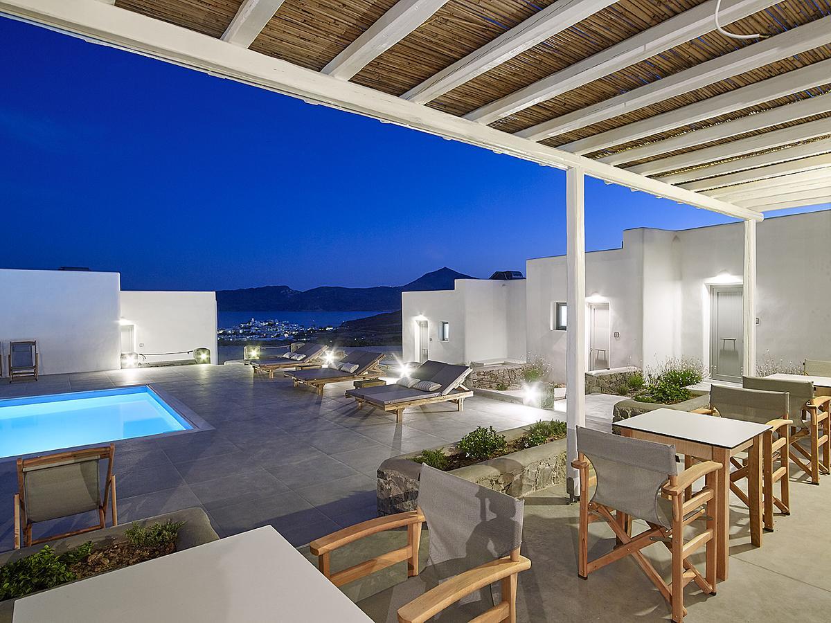 Lithos Luxury Rooms (Adults Only) Adamantas  Ngoại thất bức ảnh