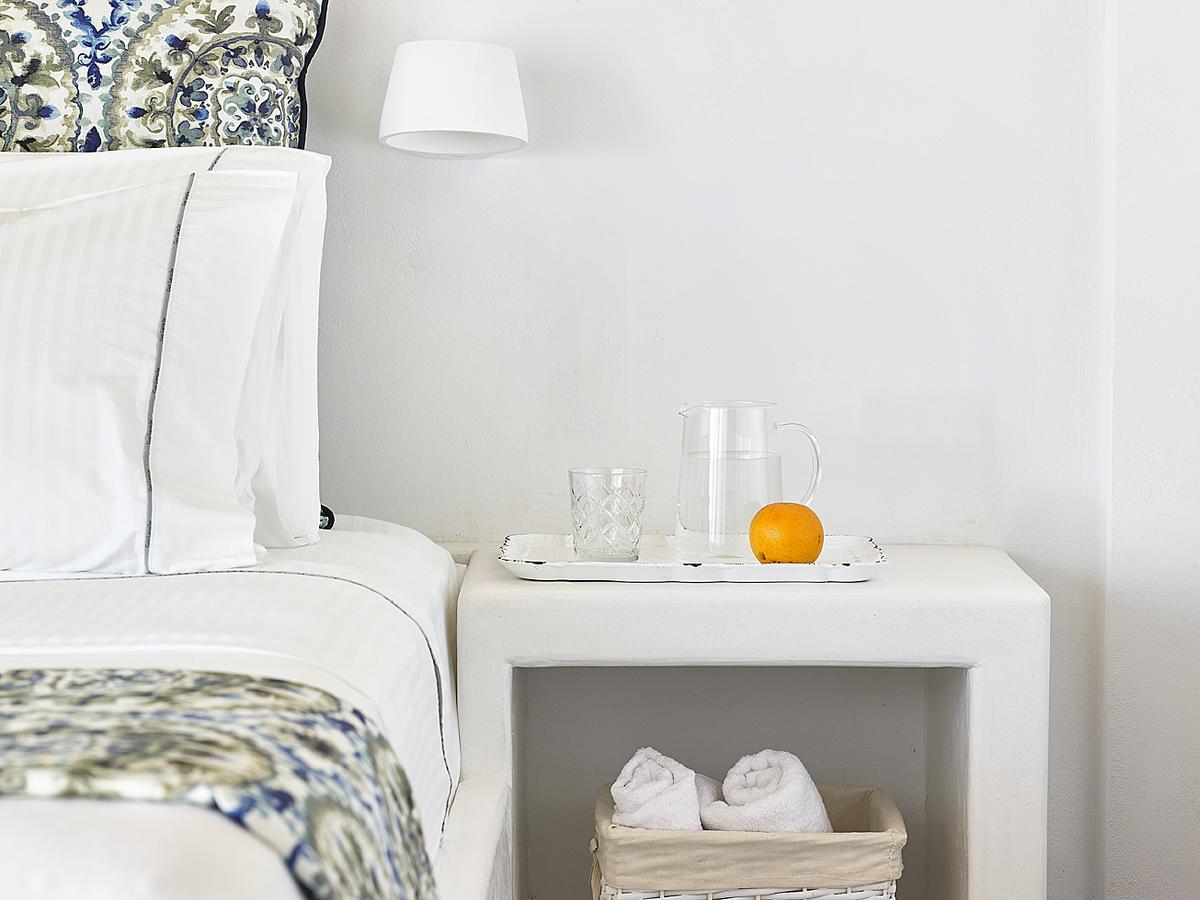 Lithos Luxury Rooms (Adults Only) Adamantas  Ngoại thất bức ảnh